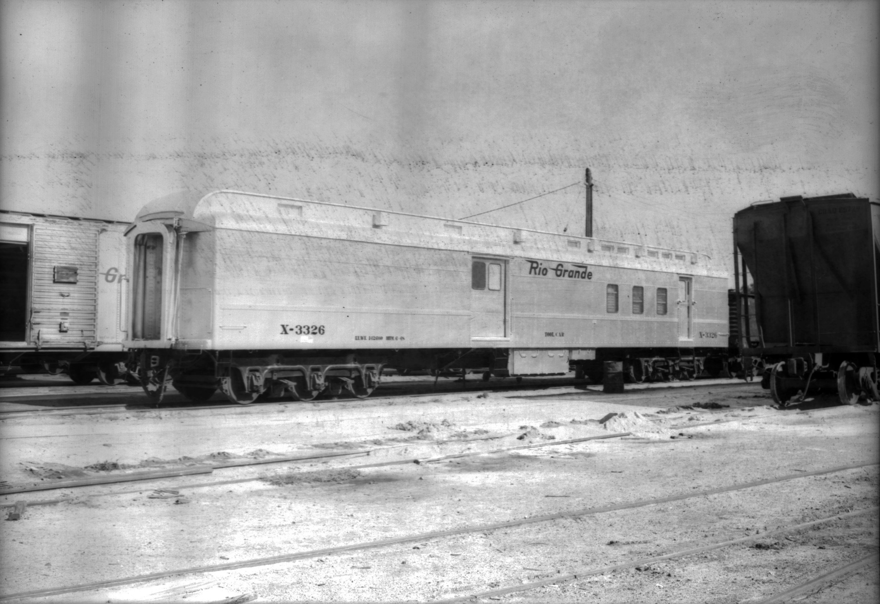 drgw_x3326_denver_co_1963_000.jpg