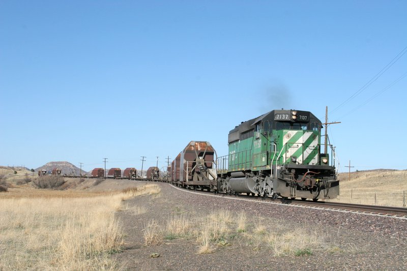 bnsf_7137_palmerlake_co_9_apr_2006_000_3504x2336.jpg