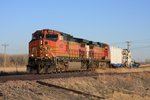 bnsf_4426_buttes_co_22_mar_2009_000.jpg