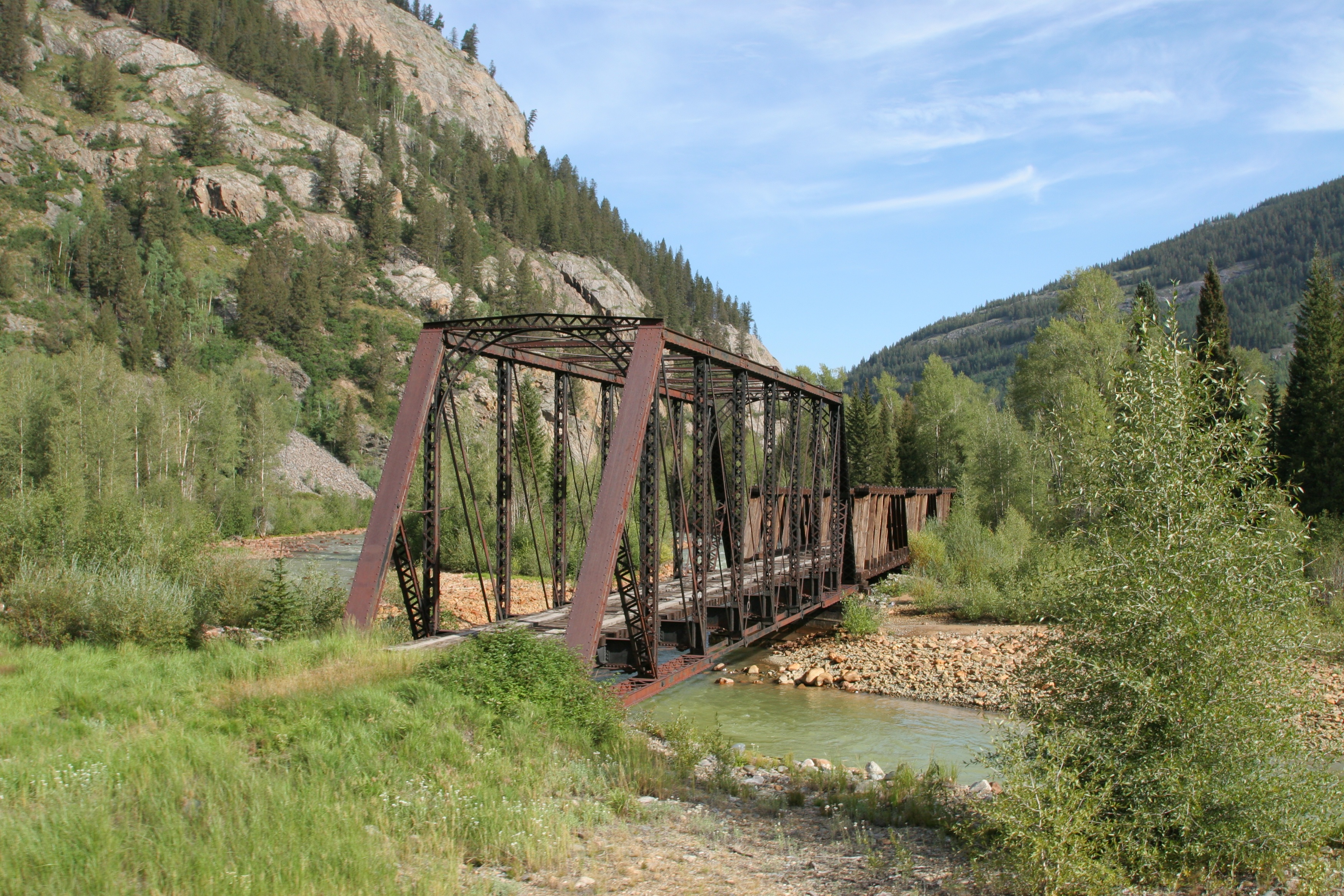 dsng_bridge_elkpark_co_26_aug_2007_000_3504x2336.jpg