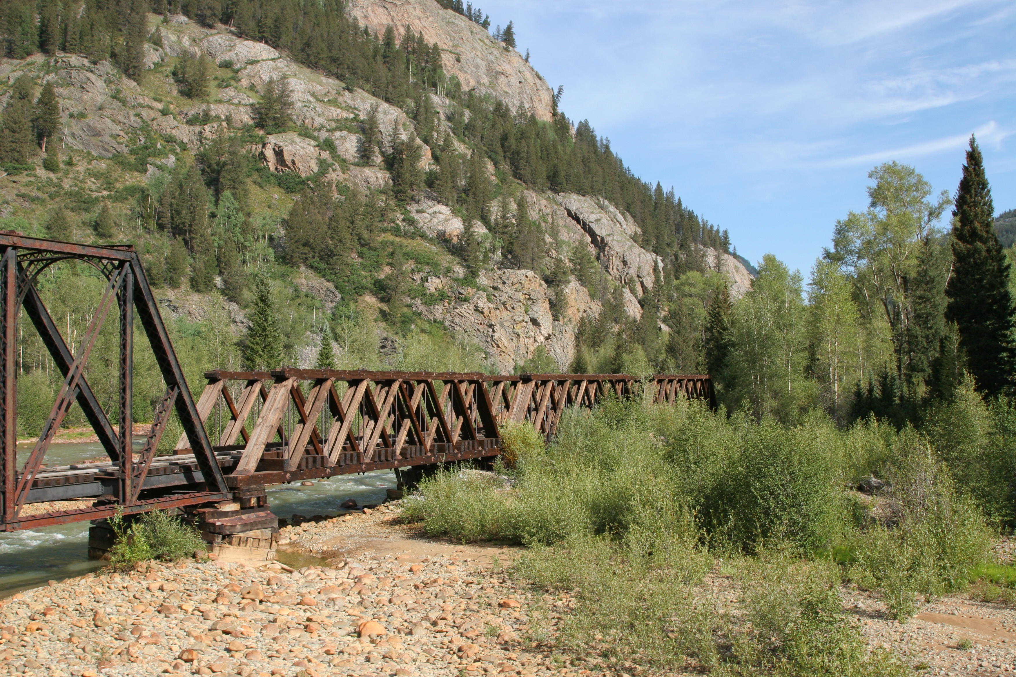 dsng_bridge_elkpark_co_26_aug_2007_001_3504x2336.jpg