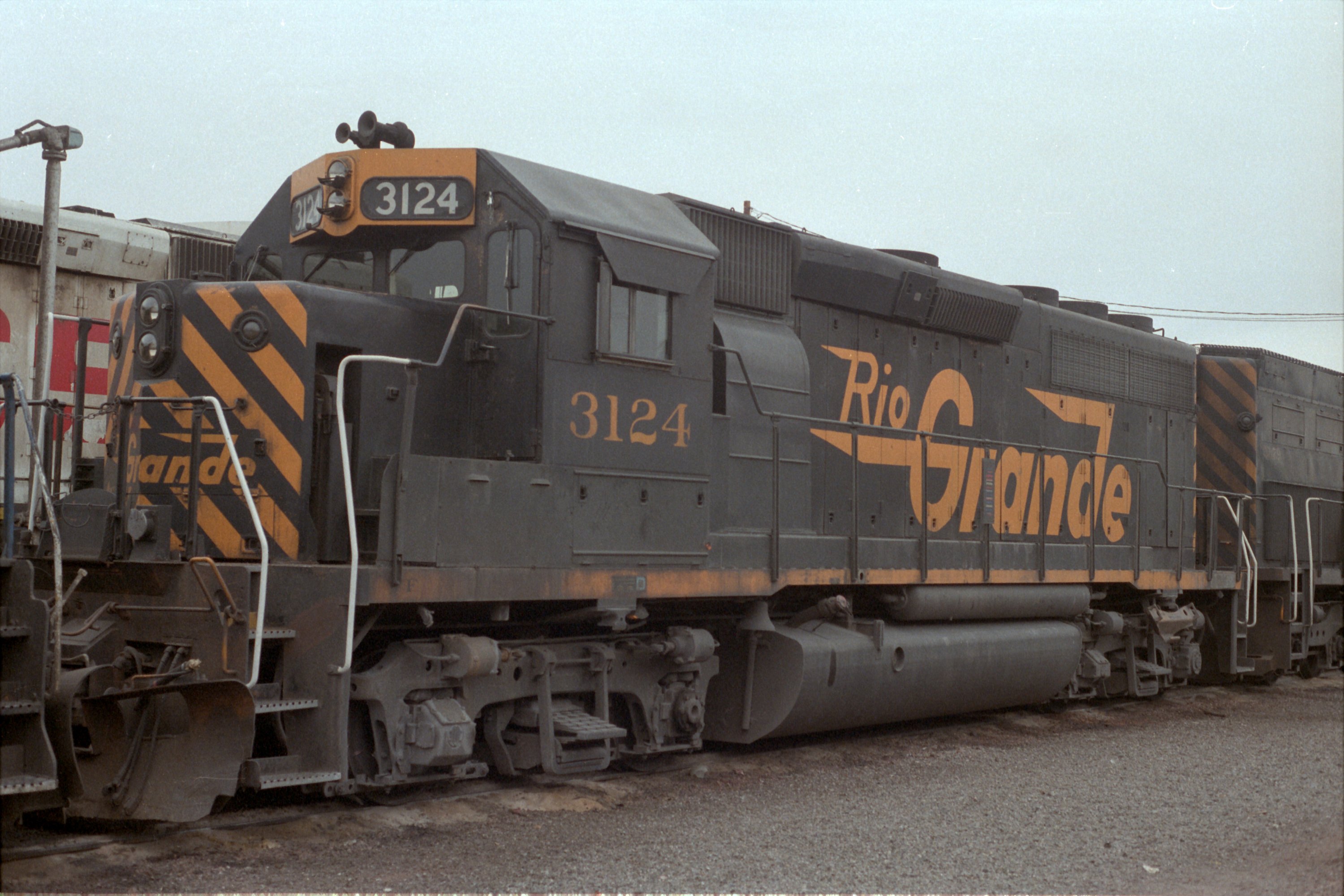 drgw_3124_pueblo_co_unknown_000_3000x2000.jpg