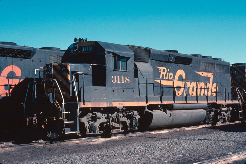 drgw_3118_pueblo_co_29_jan_1989_000.jpg
