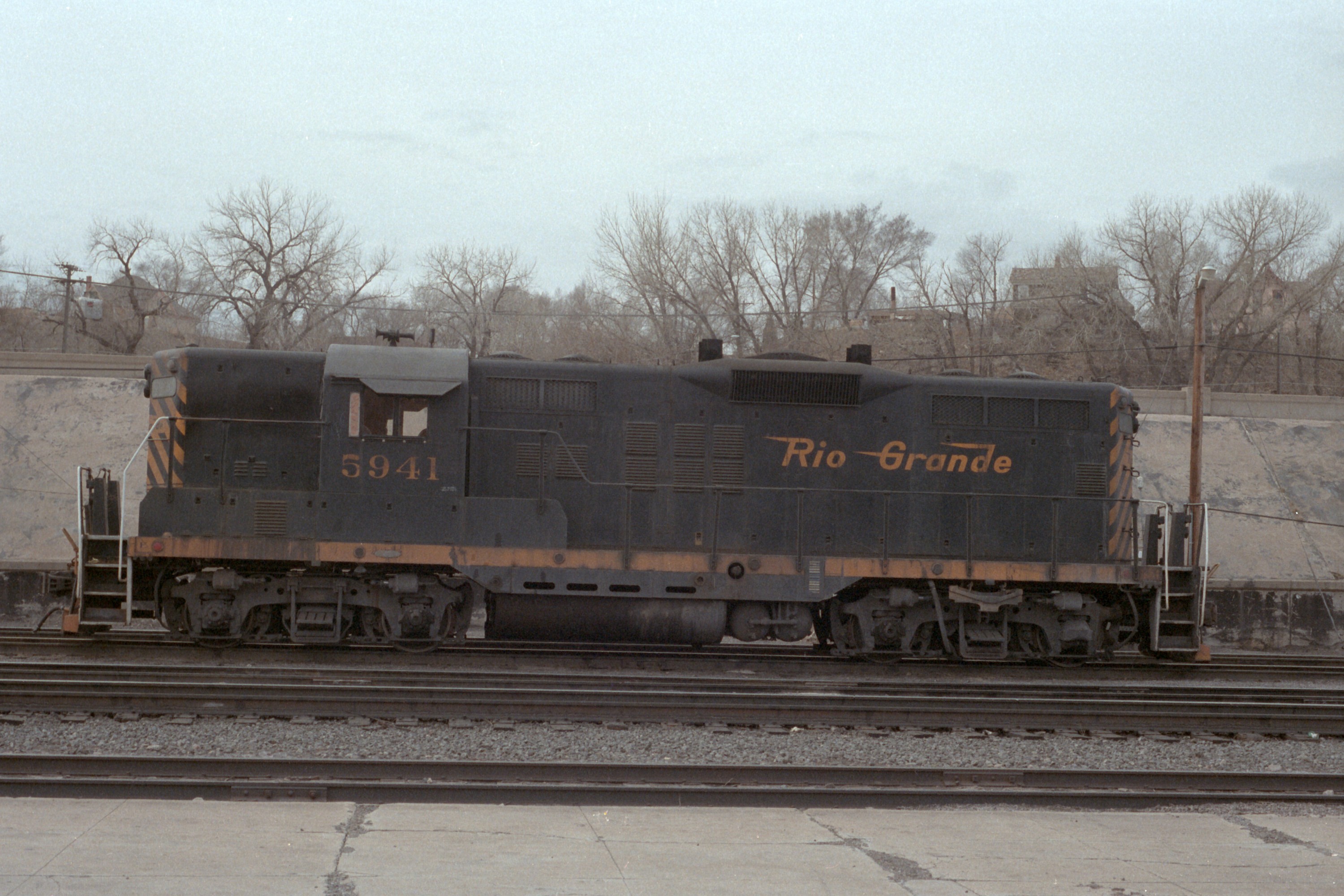 drgw_5941_pueblo_co_unknown_004.jpg