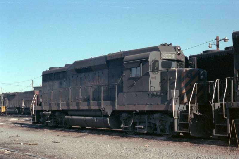 drgw_3004_pueblo_co_1984_000.jpg