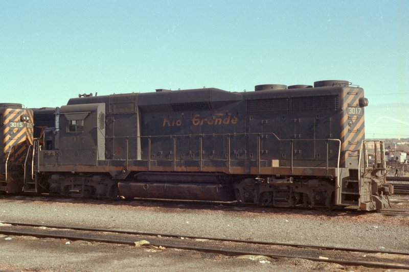 drgw_3017_pueblo_co_unknown_002_3000x2000.jpg