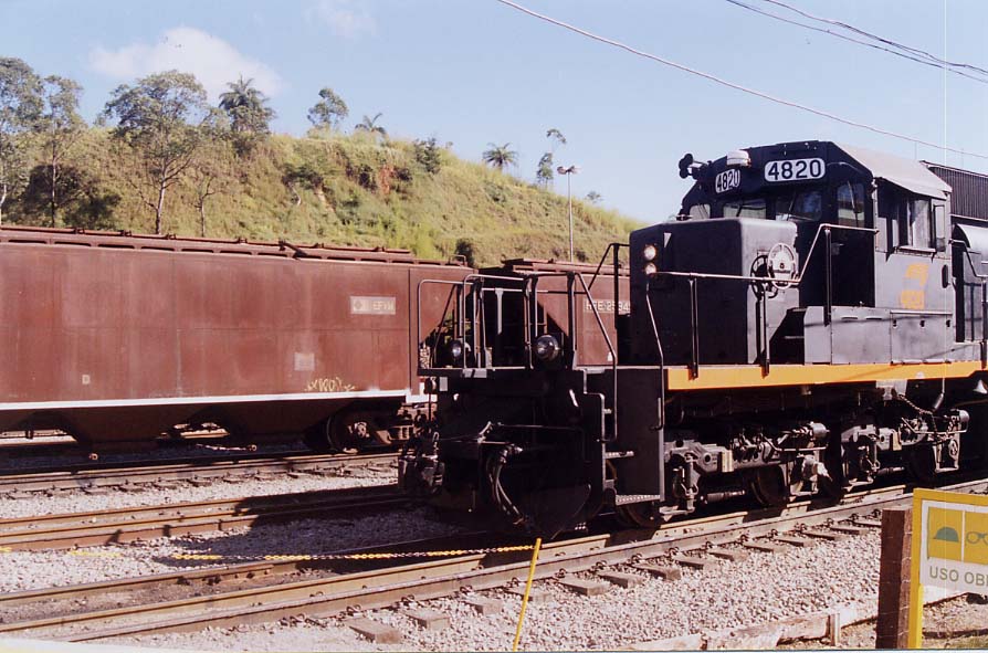 4820_frontal_c_eduardo_08maio2005.jpg