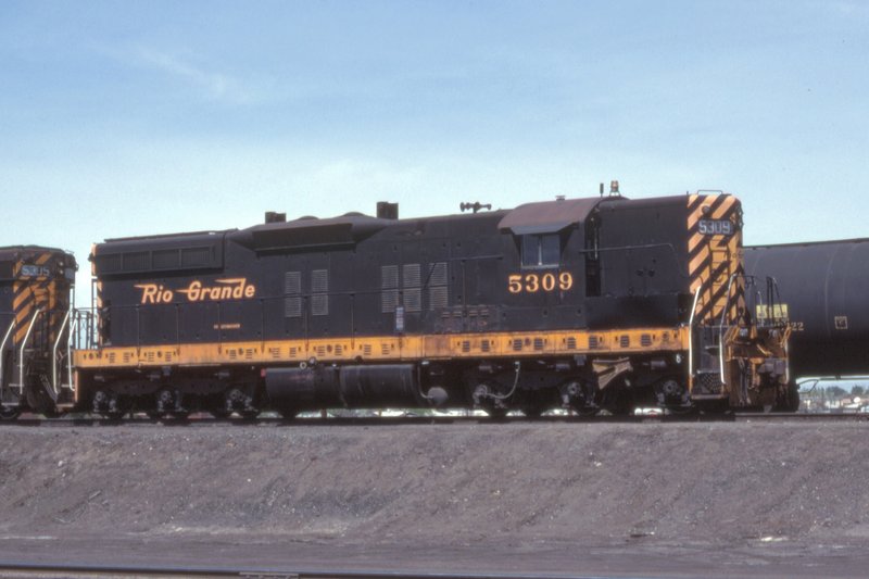 drgw_5309_grandjunction_co_19_apr_1989_000.jpg