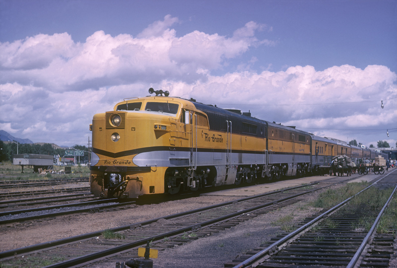 drgw6001_3.jpg