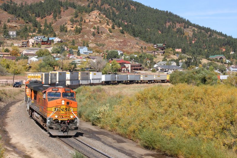 bnsf_5070_palmerlake_co_11_oct_2007_001.jpg