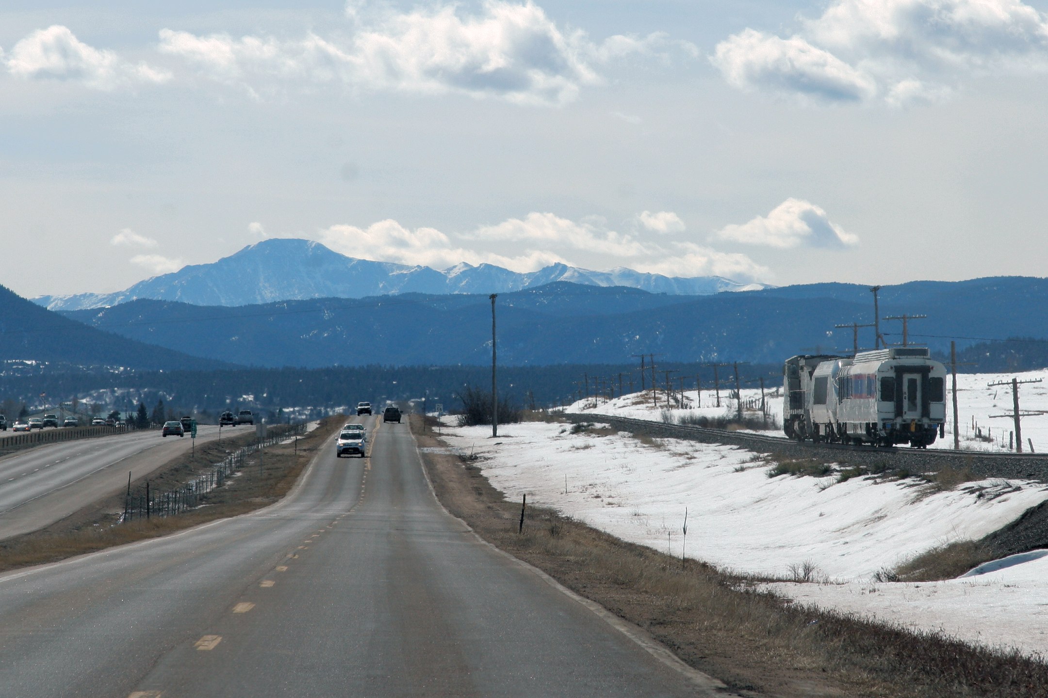 amtk_train_castlerock_co_11_feb_2007_000.jpg