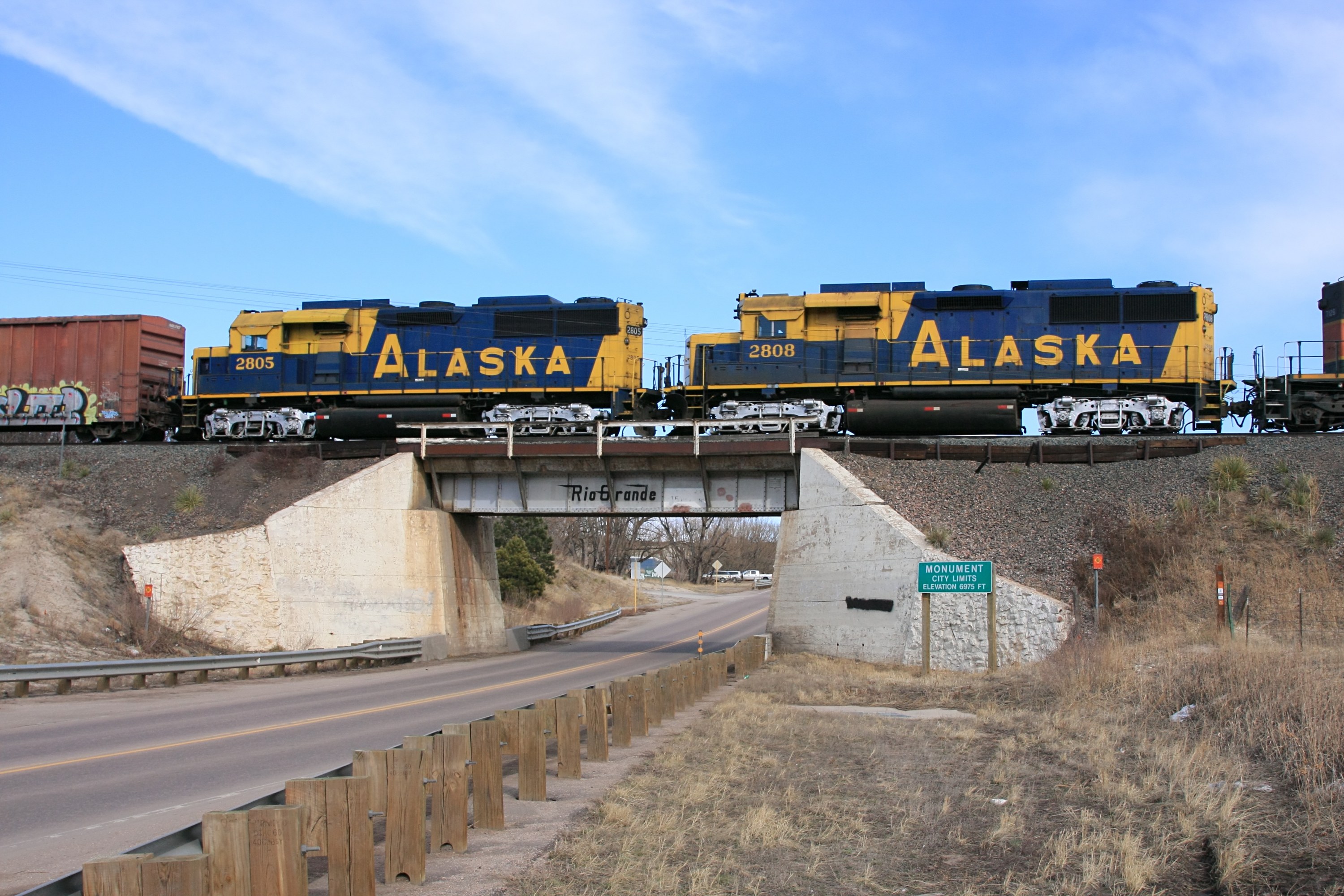 arr_2808_monument_co_15_mar_2008_000.jpg