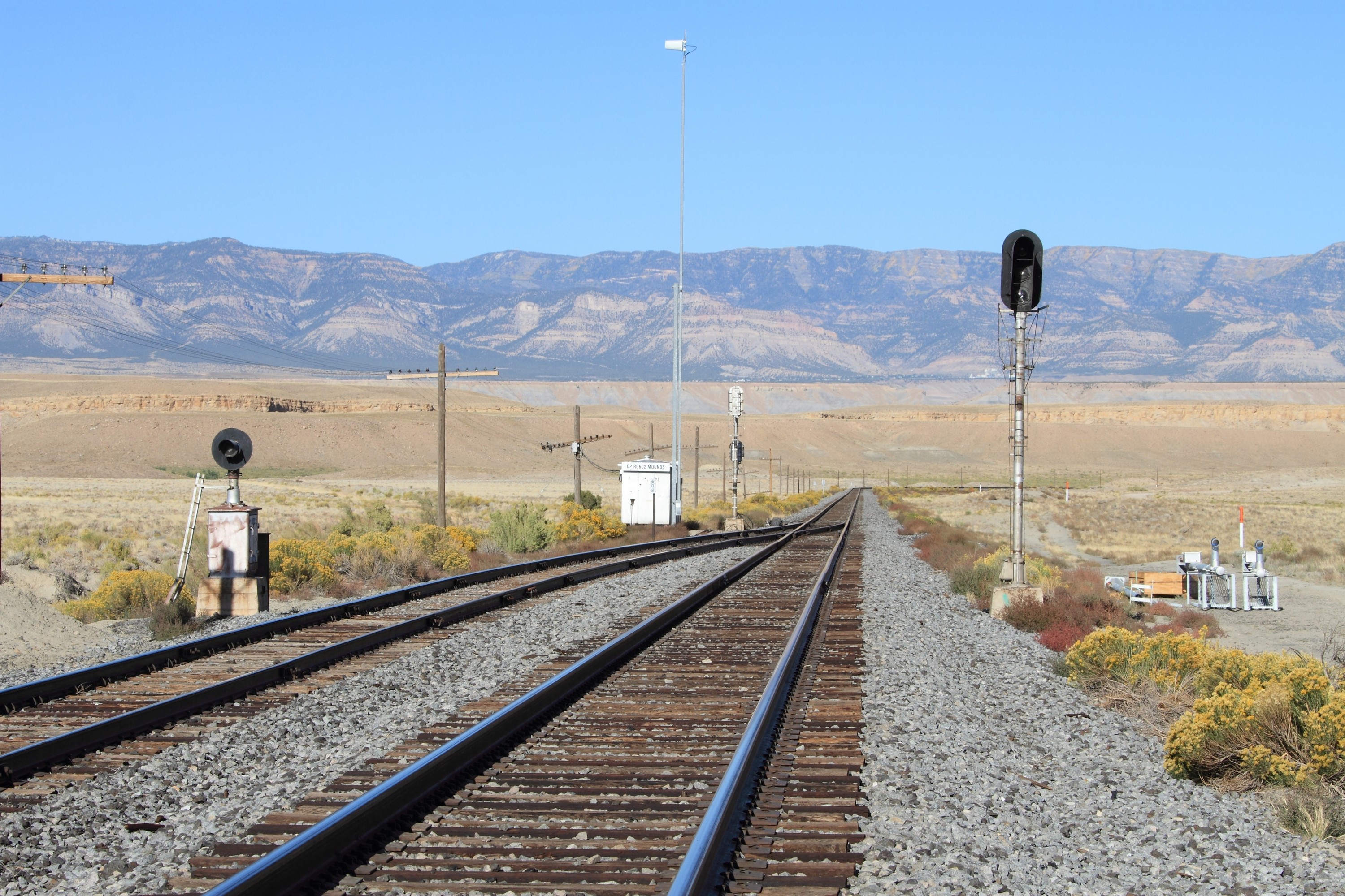 drgw_signals_mounds_ut_19_sep_2010_003.jpg