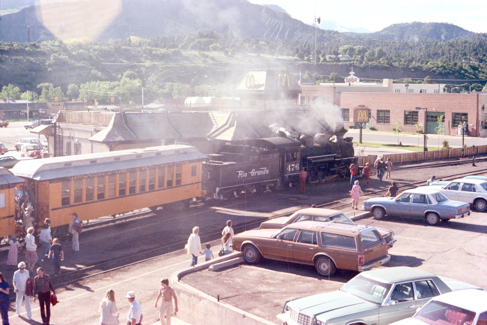 drgw_476_durango_co_1971_000.jpg