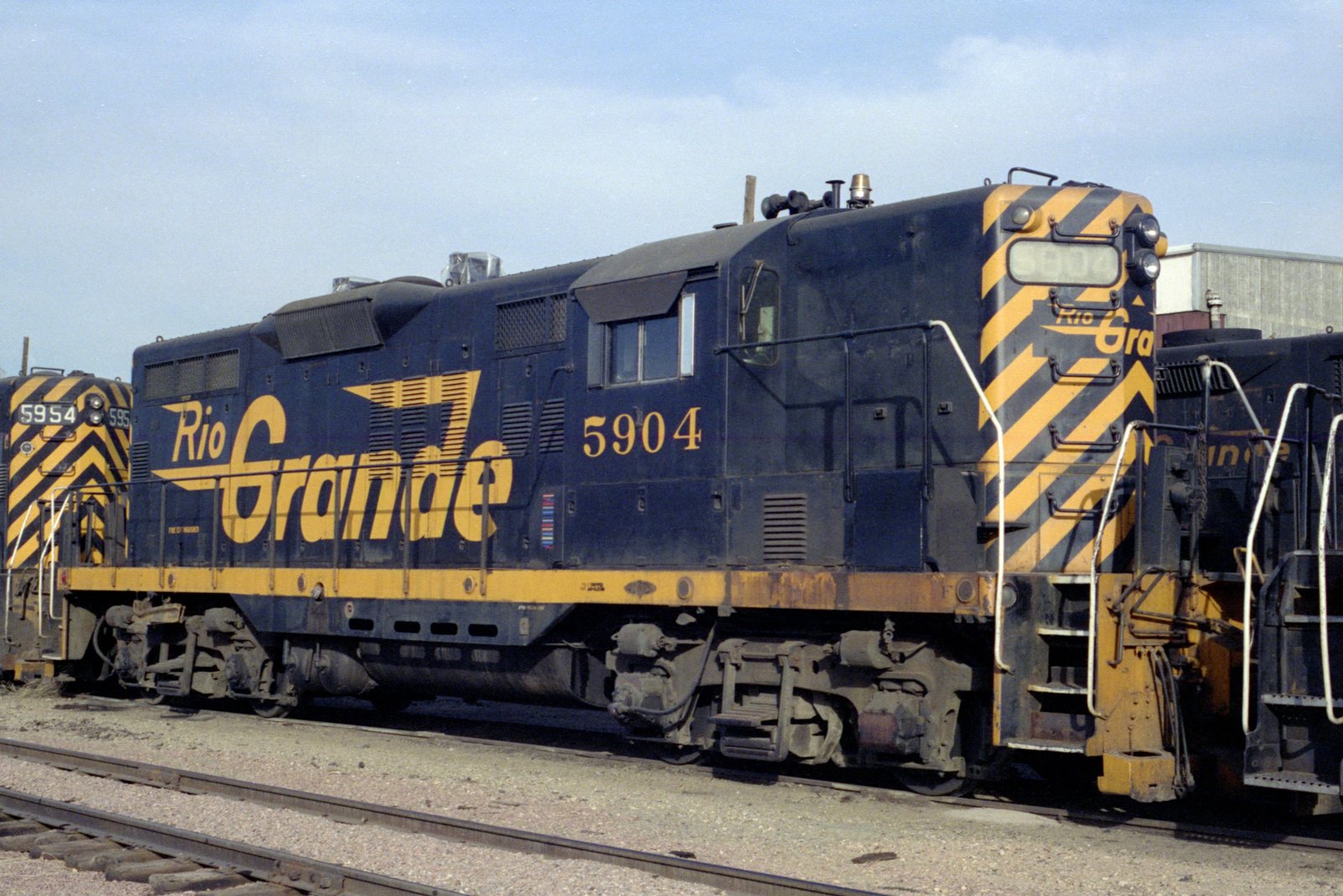 drgw_5904_denver_co_unknown_000.jpg