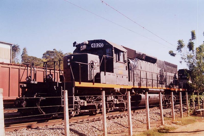 4820_cap_eduardo_08maio2005.jpg