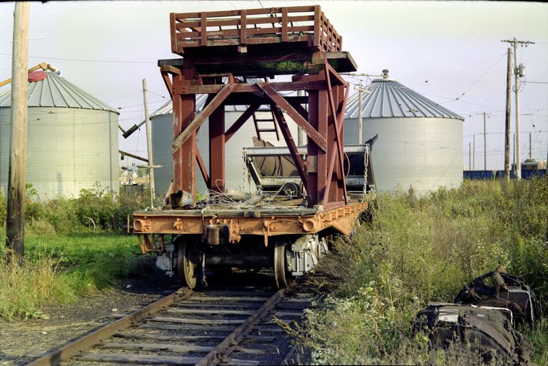 iat-plow-emery_ia-[5-oct-1982]-001