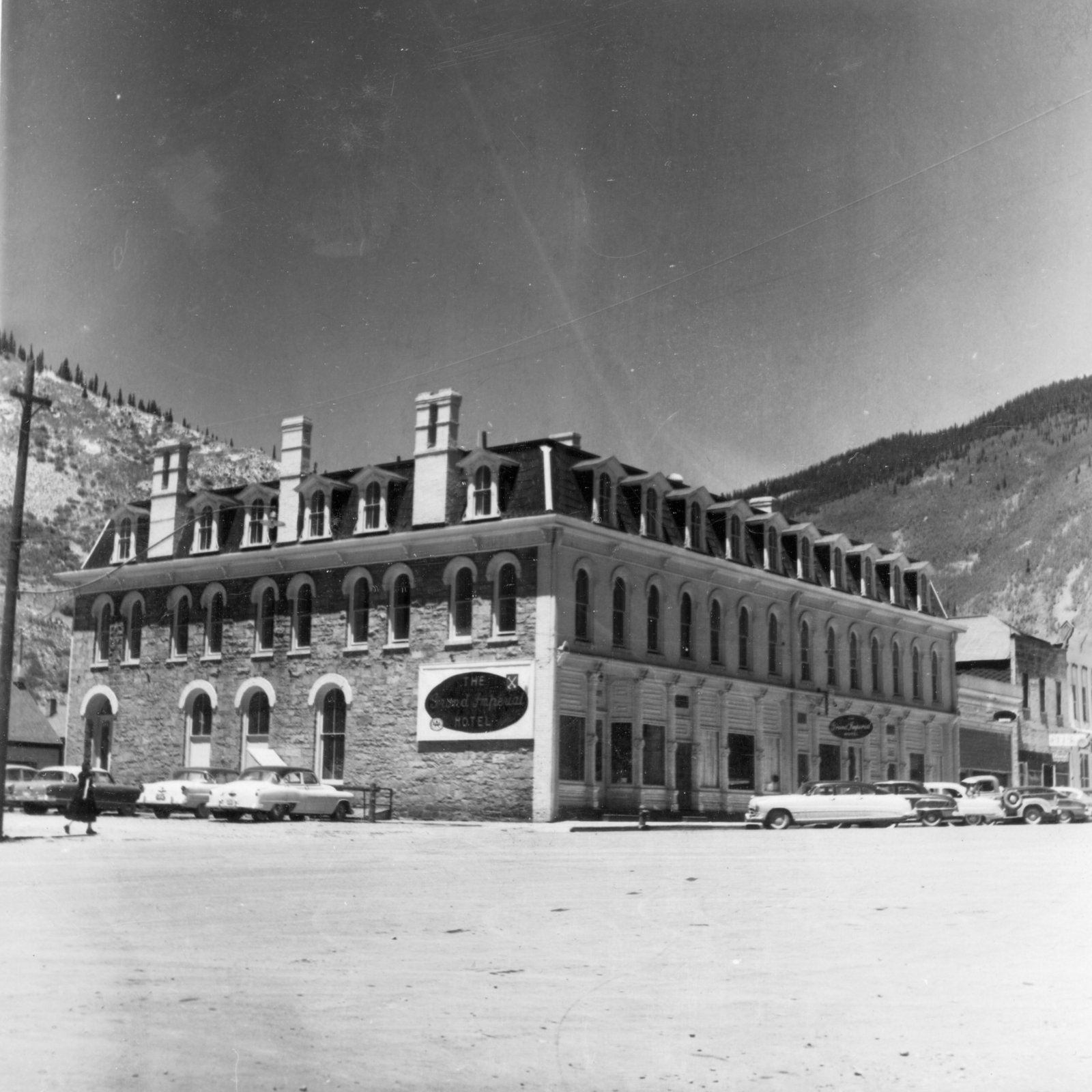 xxxx_hotel_silverton_co_1950s_000.jpg