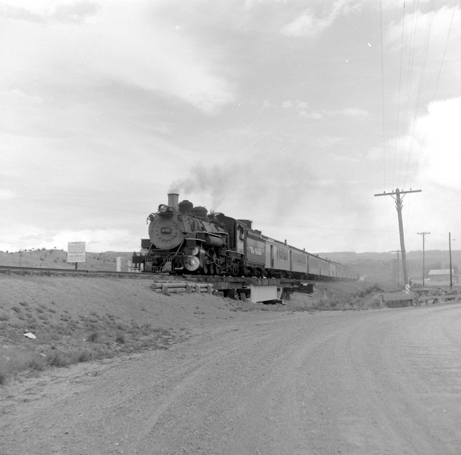 drgw-490-lumberton_nm-_2-jun-1956_-000.jpg