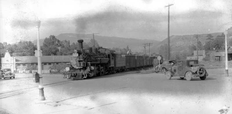 drgw-475-durango_co-_jul-1939_-000.jpg