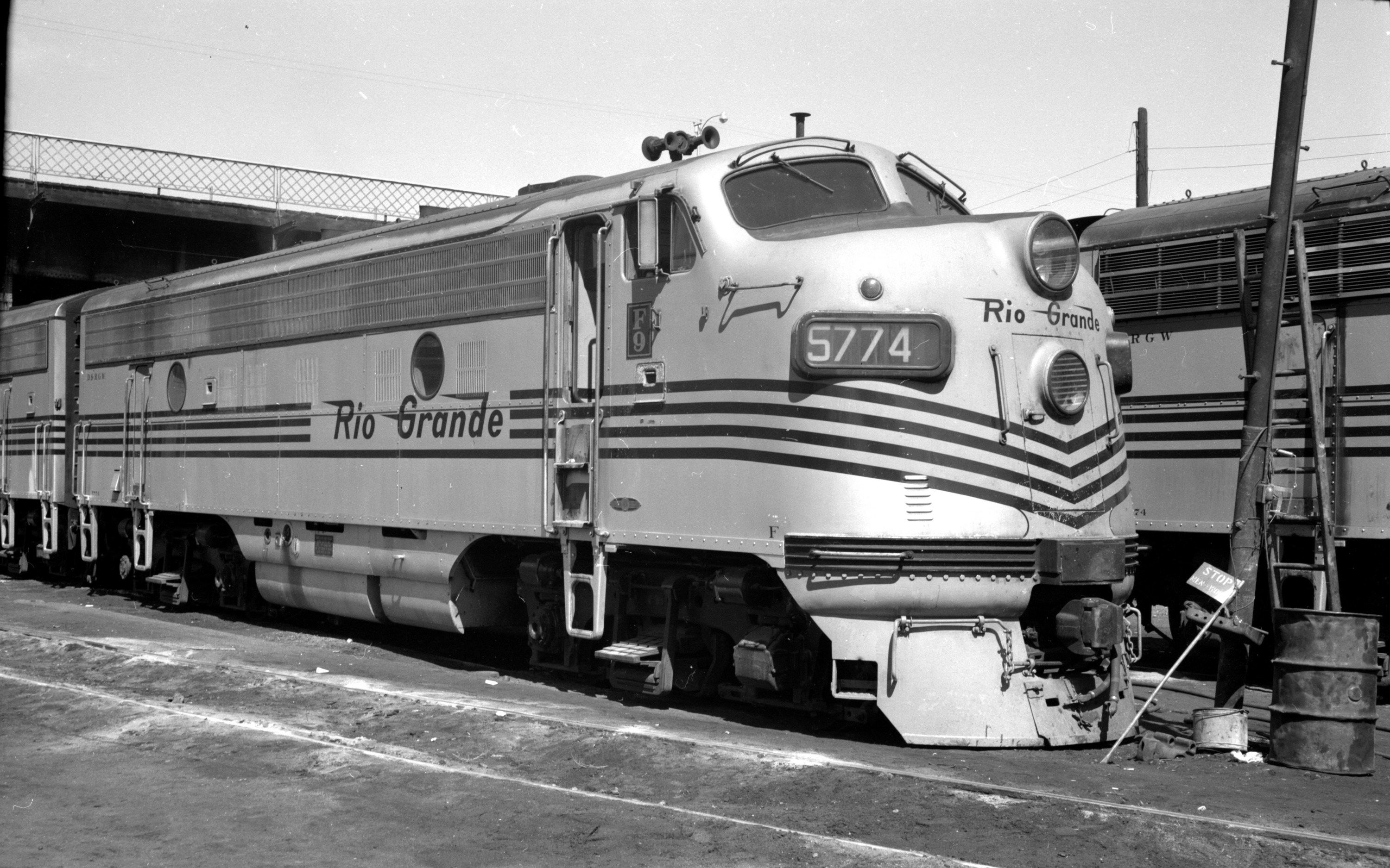 drgw-5774-pueblo_co-_unknown_-000.jpg