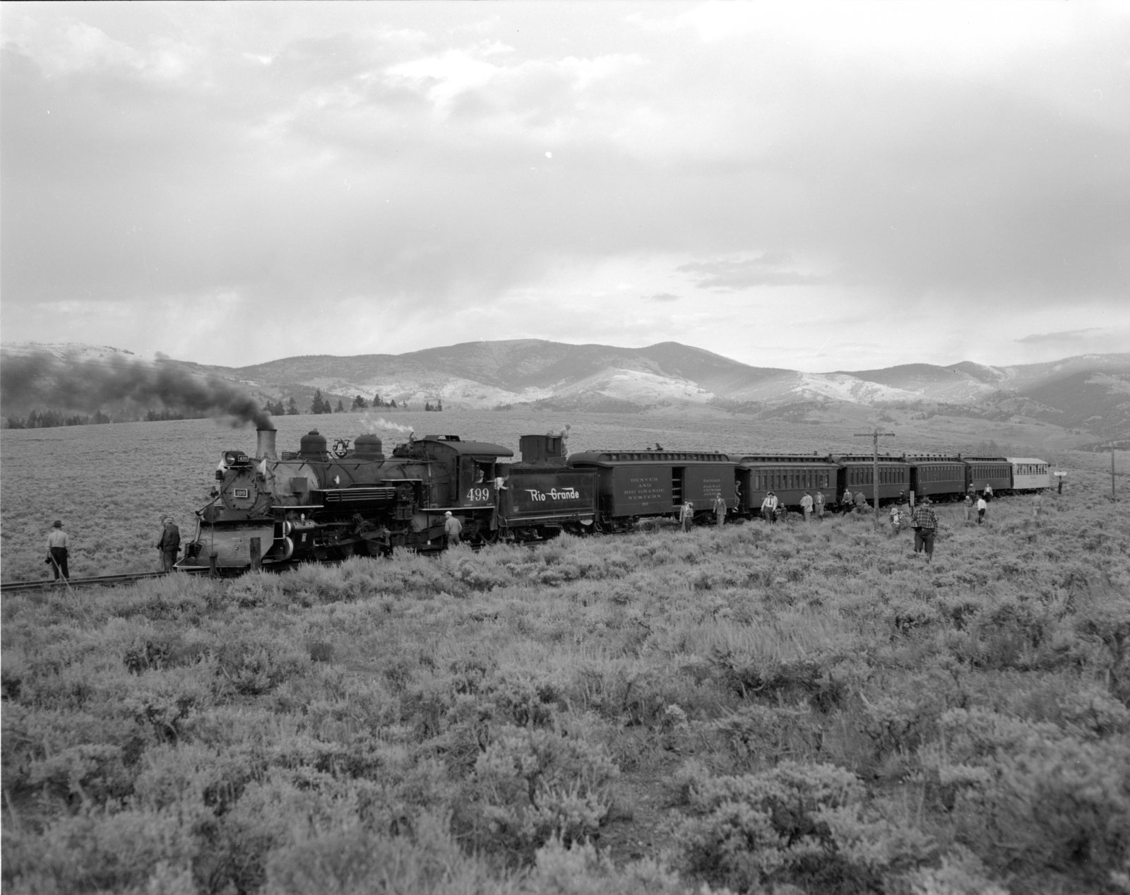 drgw-499-ponchapass_co-_25-sep-1949_-000.jpg