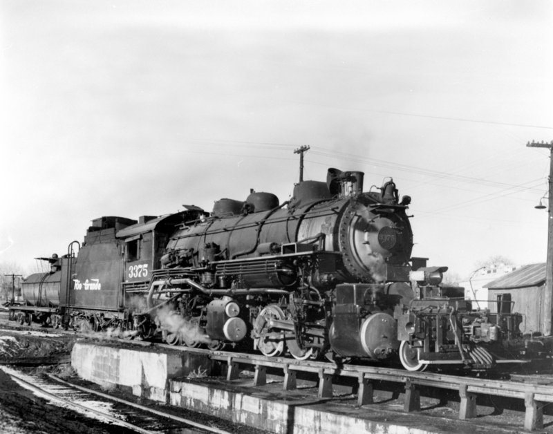 drgw-3375-walsenburg_co-_22-nov-1945_-000.jpg