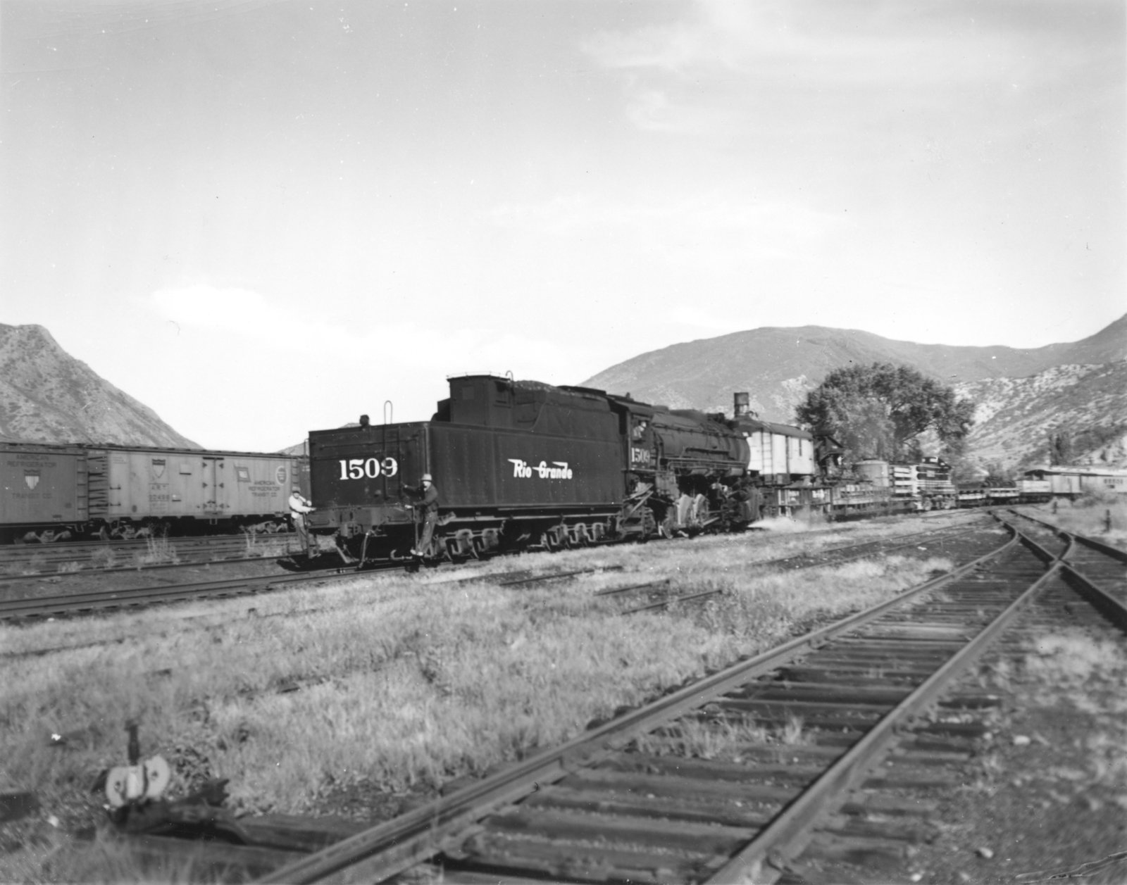 drgw-1509-glenwoodsprings_co-_unknown_-000.jpg