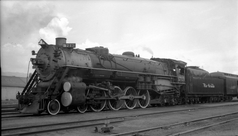 drgw-1713-coloradosprings_co-_23-aug-1940_-000.jpg